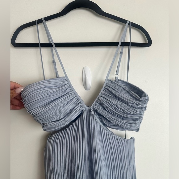 NWT ZARA Cutout Pleated Midi Dress Size XS Blogger Favorite - Picture 6 of 7